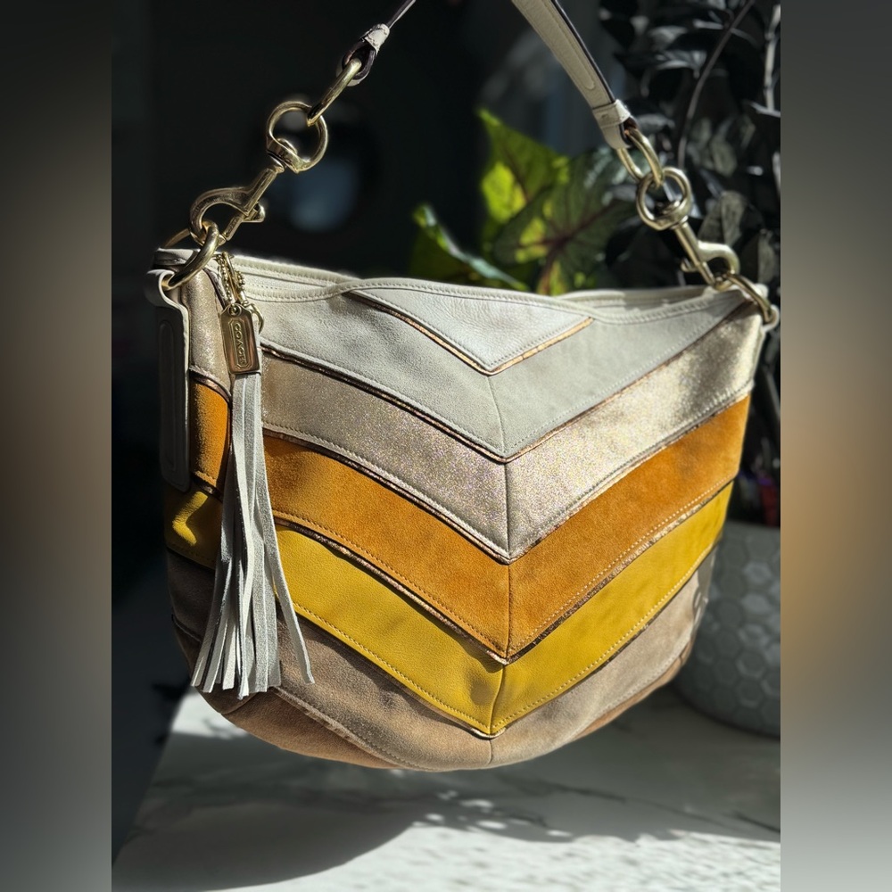 Coach Chevron Suede Hobo 🌞 Bag in Yellow & Gold #3664